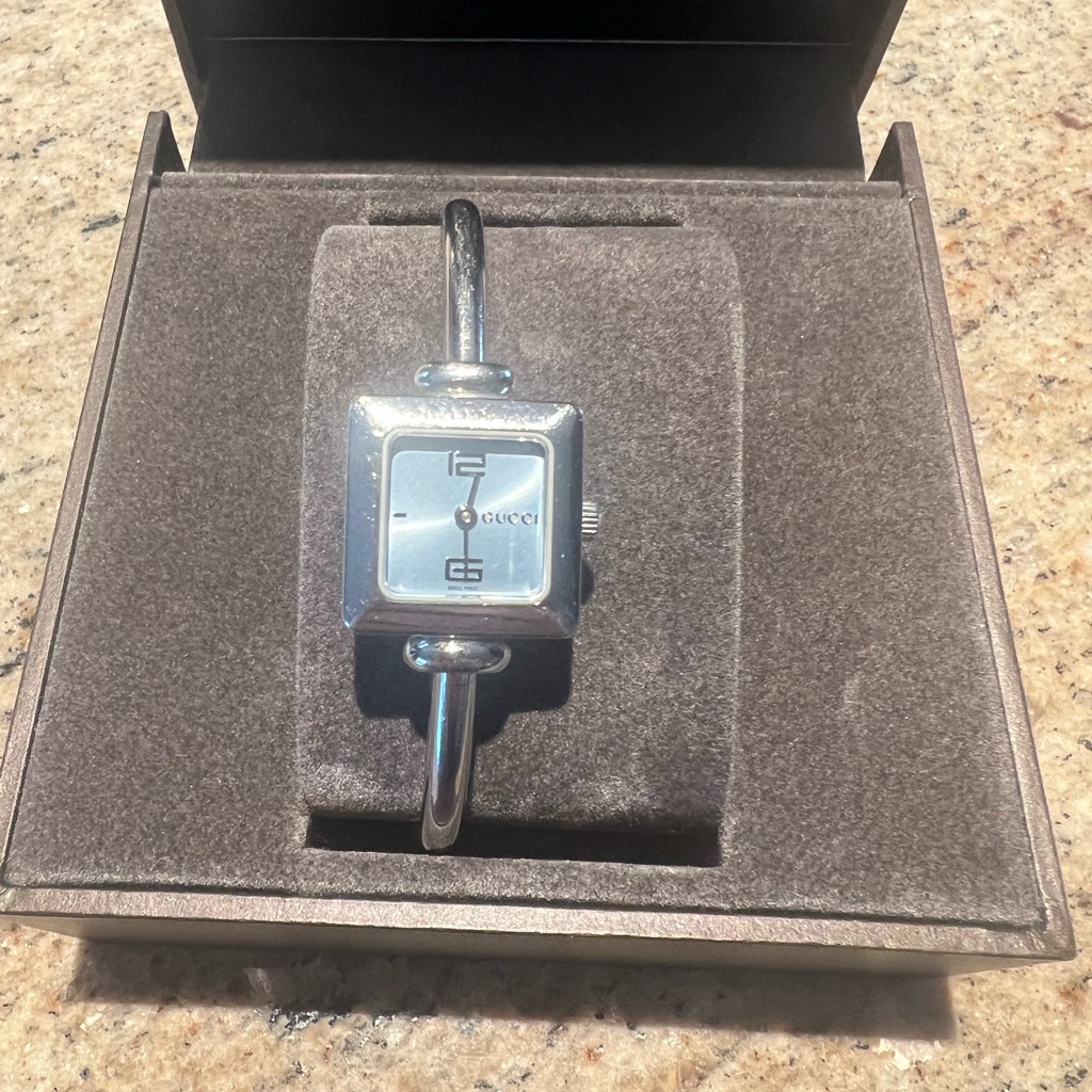Gucci Watch With Bracelet Band